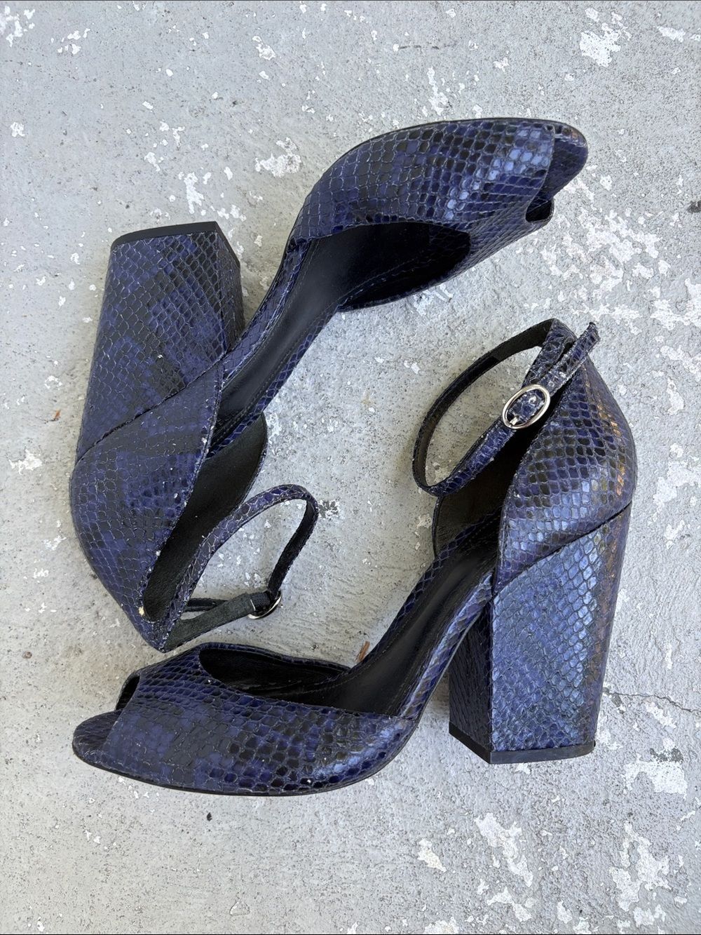 Schutz chunky Heel Peep toe sandals